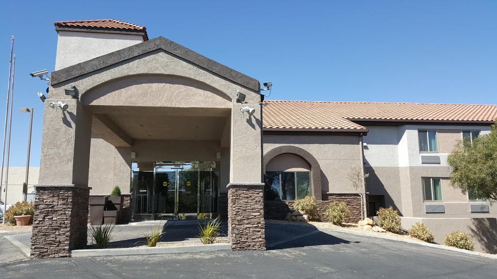 Baymont By Wyndham Barstow Historic Route 66 Hotel Buitenkant foto